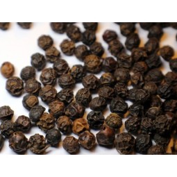 pepe-nero-grani-interi