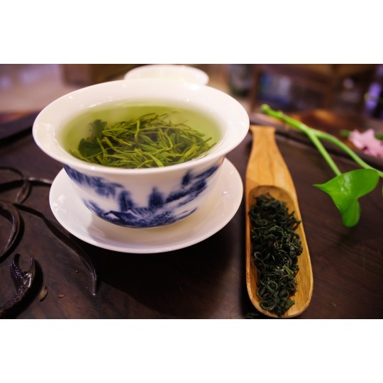 tè-verde-foglie-intere